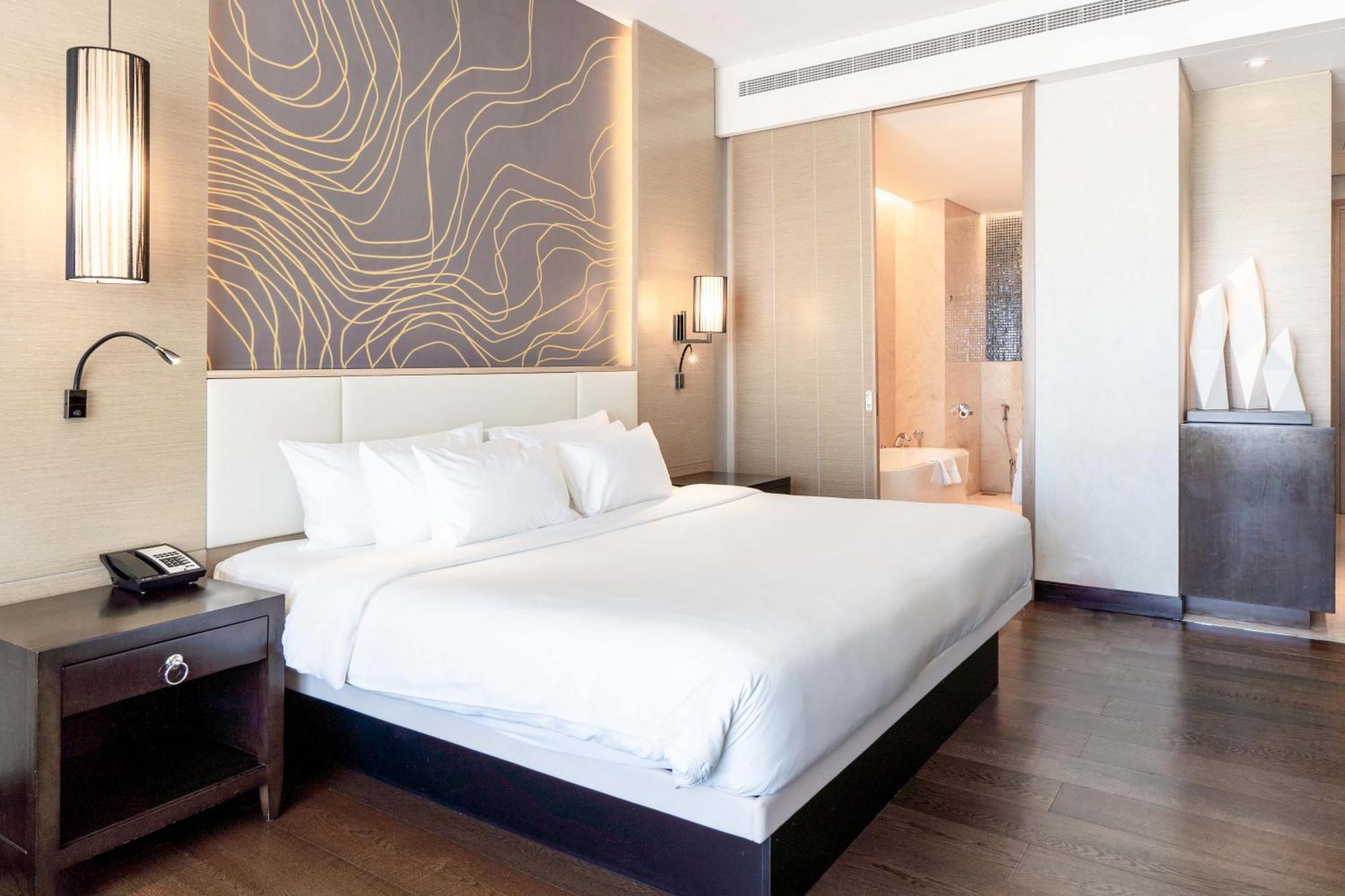 Radisson Collection Muscat, Hormuz Grand Hotel Екстериор снимка Deluxe Room