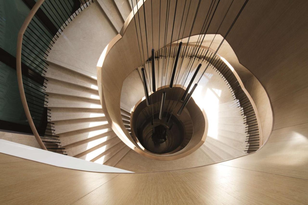 Radisson Collection Muscat, Hormuz Grand Hotel Екстериор снимка Spiral staircase