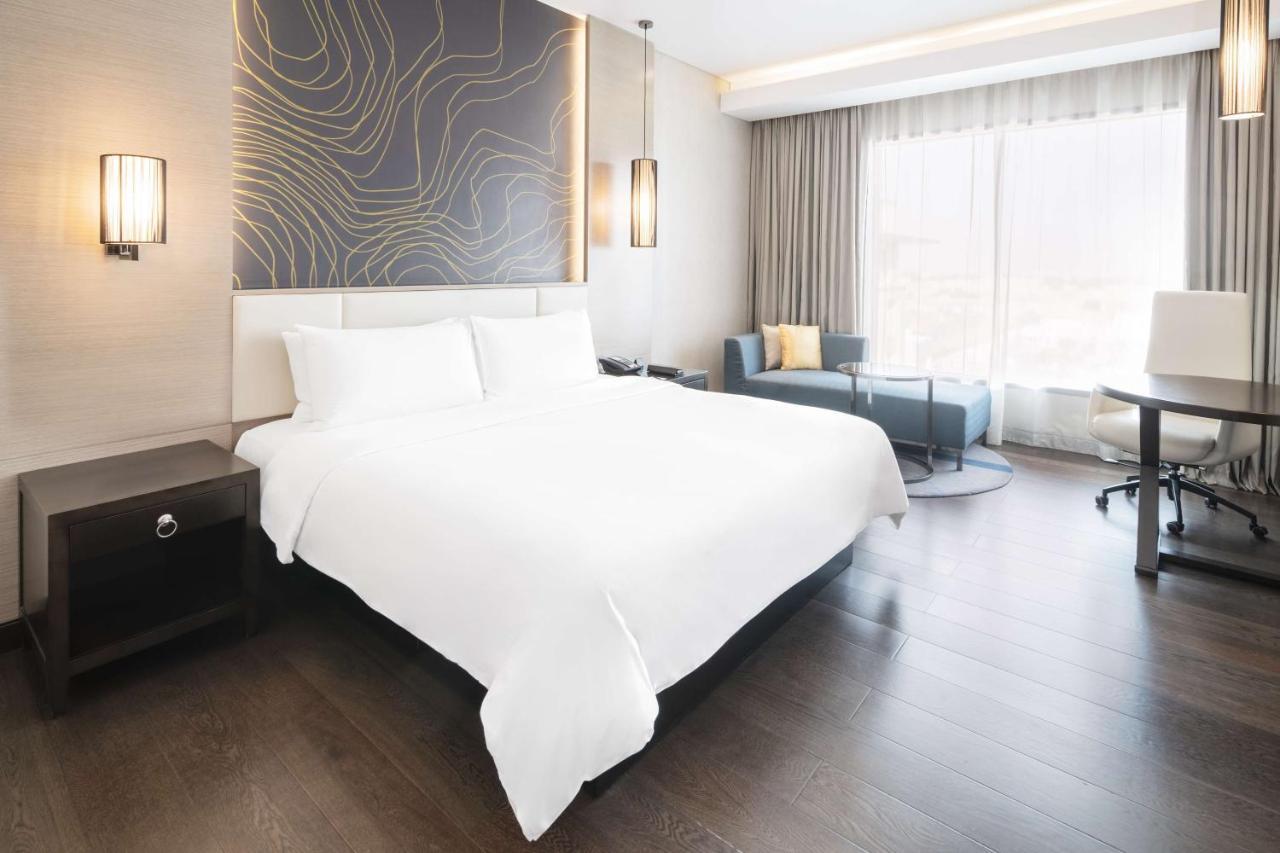 Radisson Collection Muscat, Hormuz Grand Hotel Екстериор снимка Deluxe Room